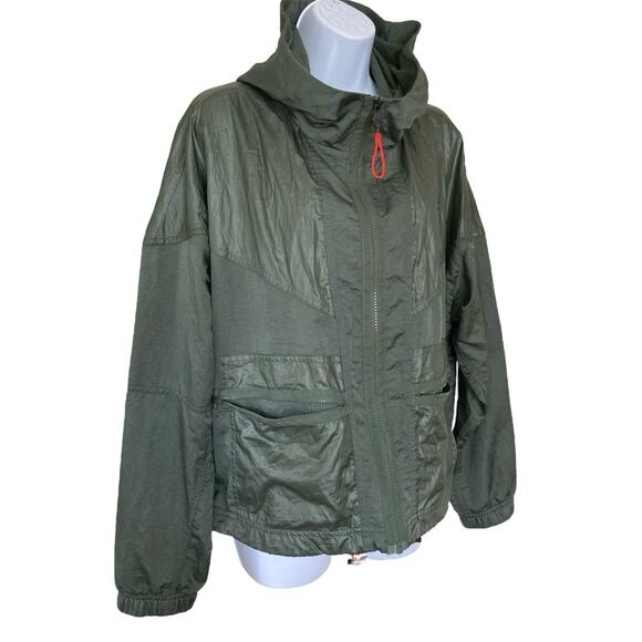 Nike Windrunner Sportswear Cropped Military Green Lightweight Jacket Size XL - Picture 3 of 7